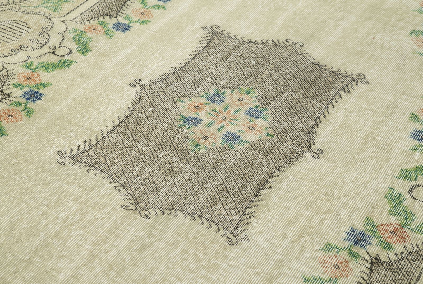 Antique Turkish Distressed One Of A Kind Unique Kayseri Rug photo vinterior