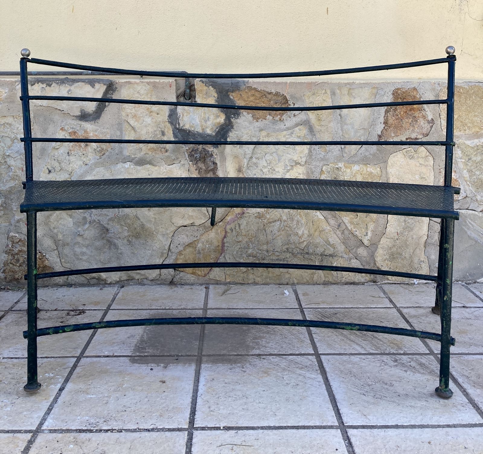 Mid Century Franse Groene Tuinbank photo for sale