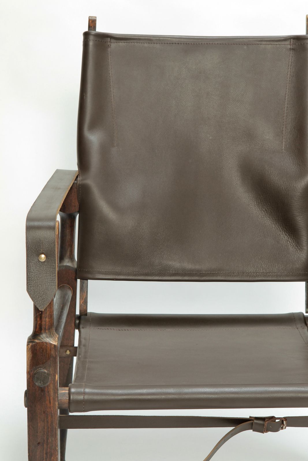 photo furniture Kienzle Safari Chair By Wohnbedarf, With New Leather, 50s