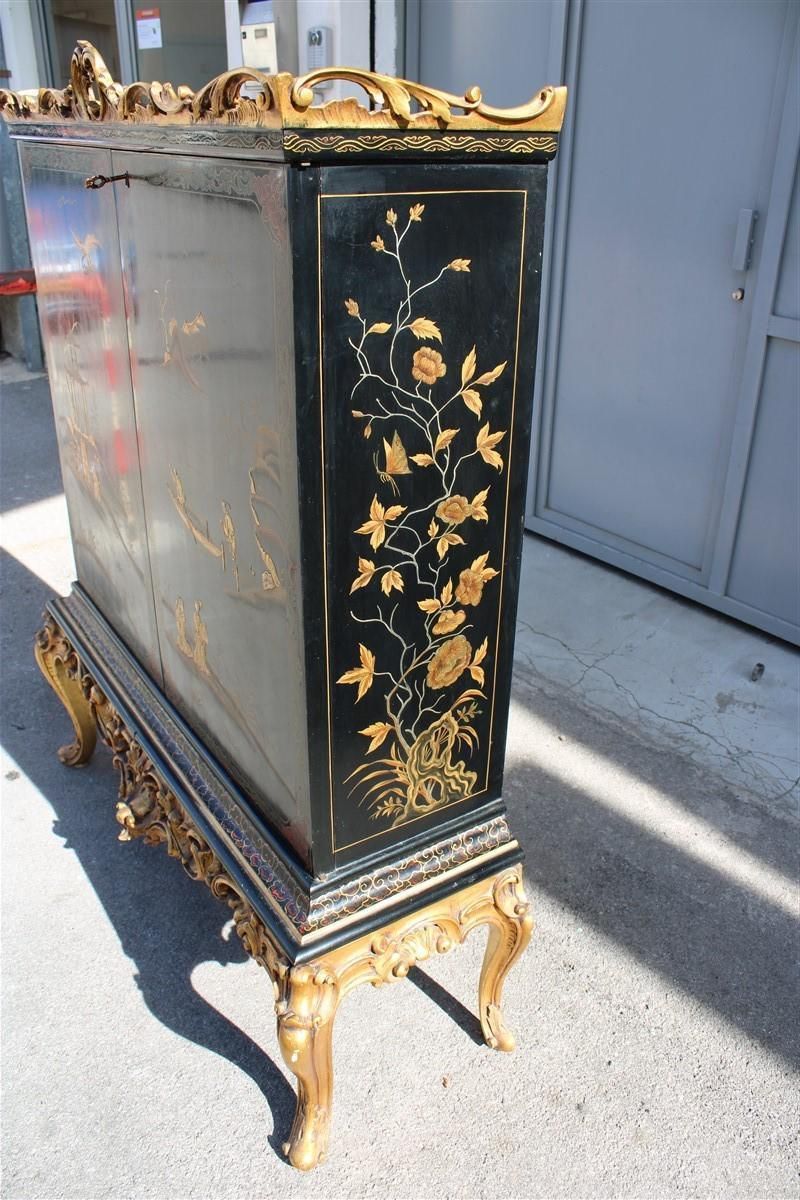 Midcentury Italian Orientalist Wood Bar Cabinet In Gold And Black Lacquer, 1950 photo buy