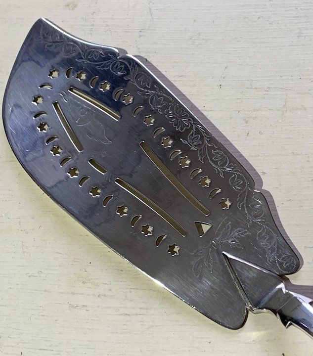 A Silver Plated Fish Slice ,Maker Israel Yudemas C1910 photo Home Decor