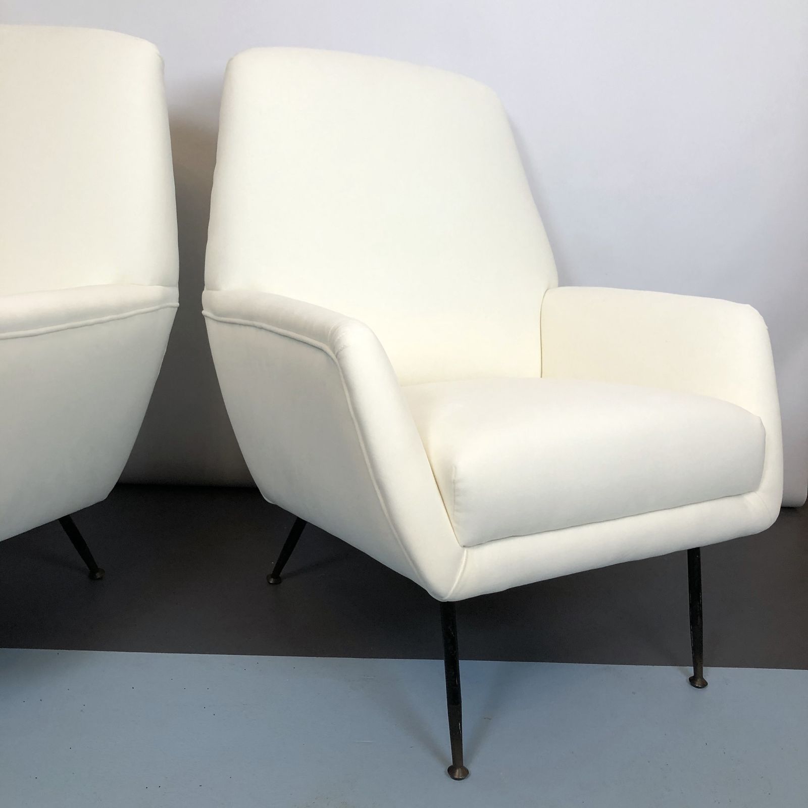 Mid Century Italian Warm White Velvet Armchairs From 50s. Set Of Two photo Furniture