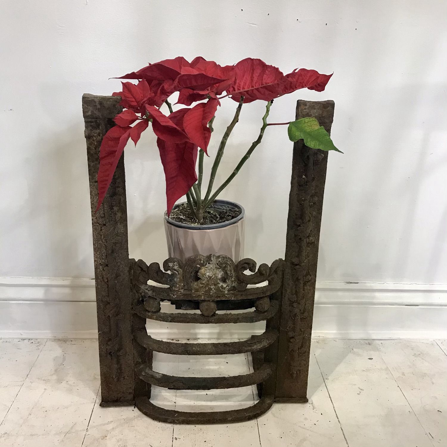 Victorian Cast Iron Hob Grate Fireplace