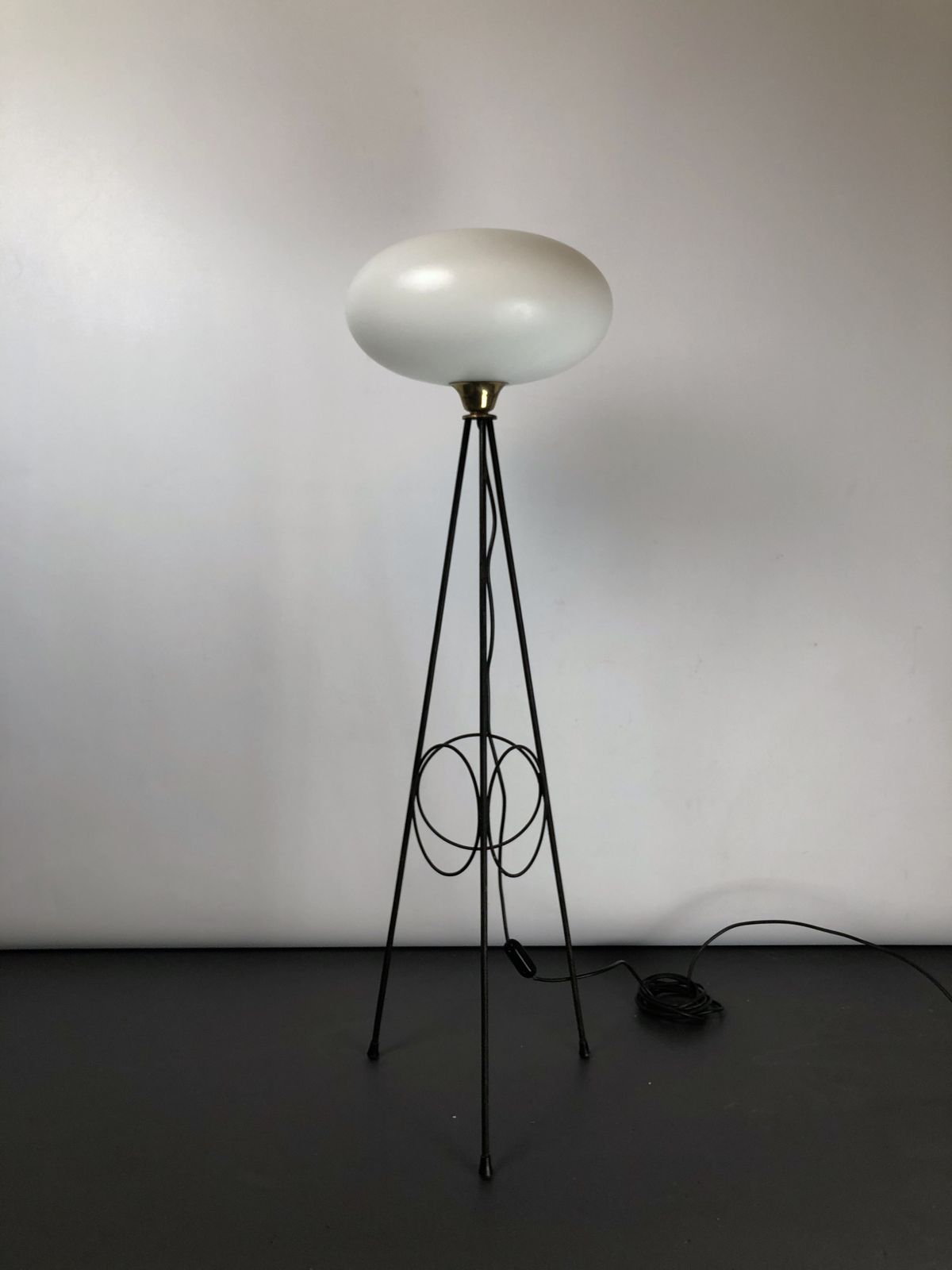 Stilnovo, Iconic Italian Brass, Lacquer And Triplex Opaline Glass Tripod Lamp From 50s photo buy