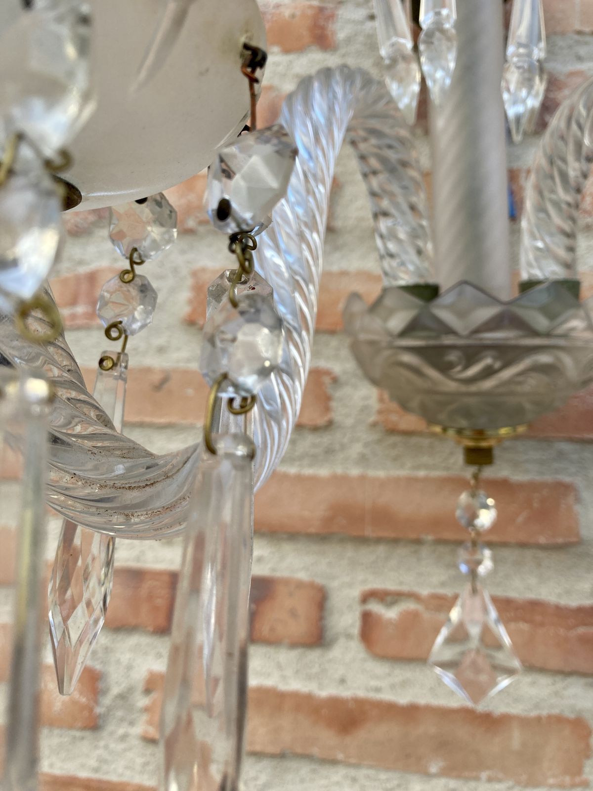 photo vinterior Early 20th Century French Cut Glass Sconces With Crystal, Set Of 2