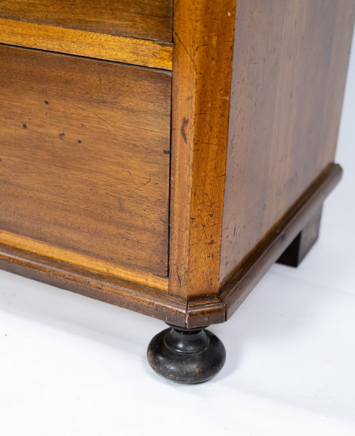 Chest Of Drawers Of Polished Mahogany, In Nice Used Condition From The 1860s. photo buy