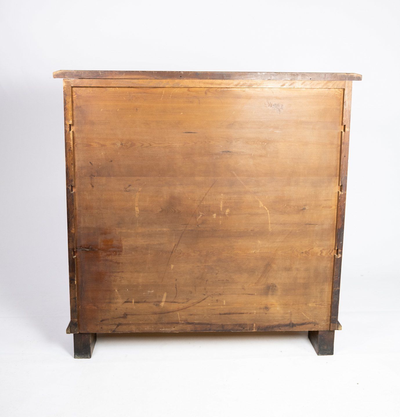 photo furniture Chest Of Drawers Of Polished Mahogany, In Nice Used Condition From The 1860s.