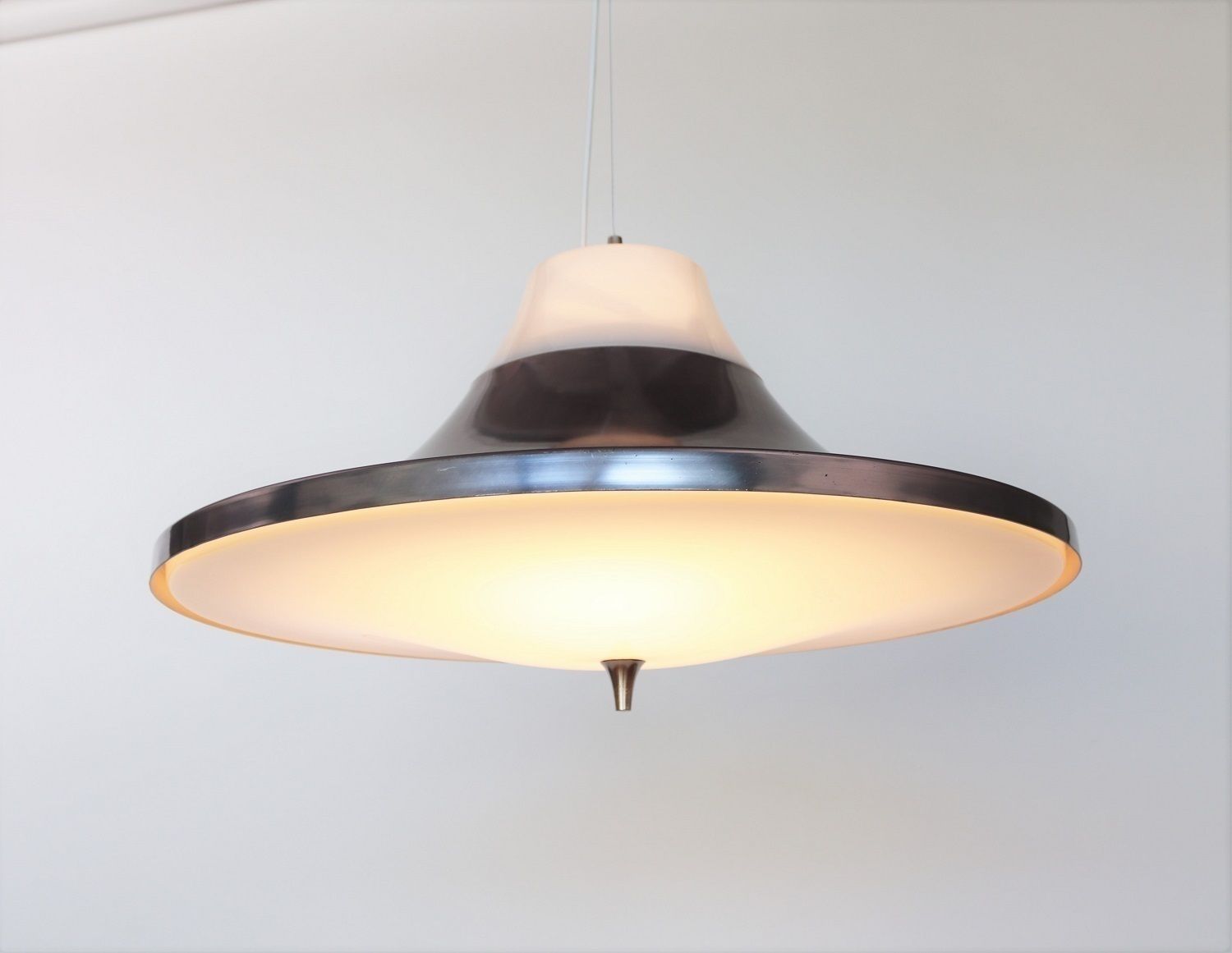 Italian Midcentury Plexiglass Pendant Lamp, 1960s