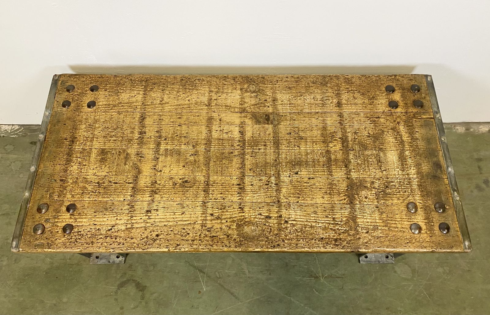 Industrial Coffee Table, 4x photo Furniture