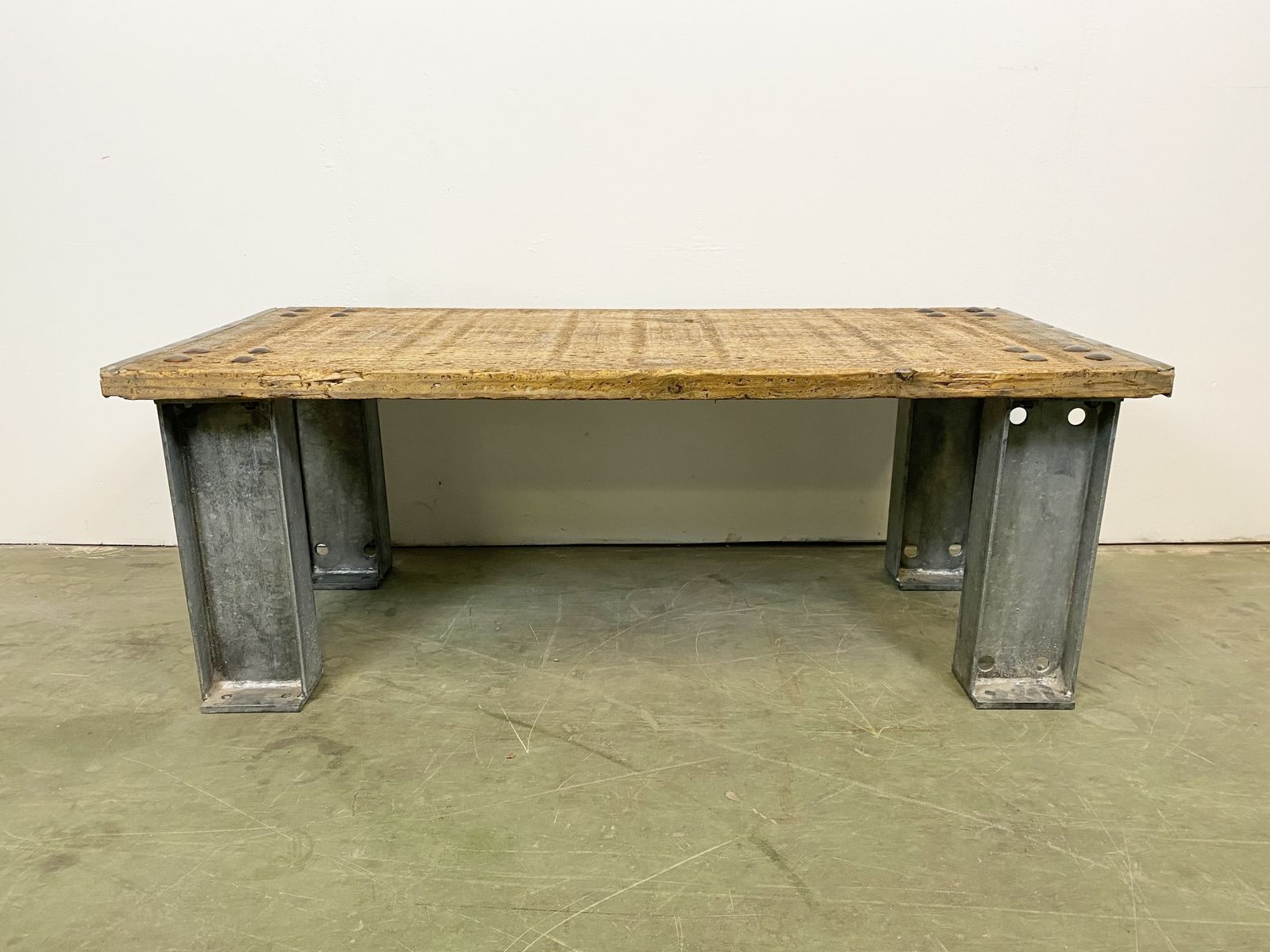 photo furniture Industrial Coffee Table, 4x
