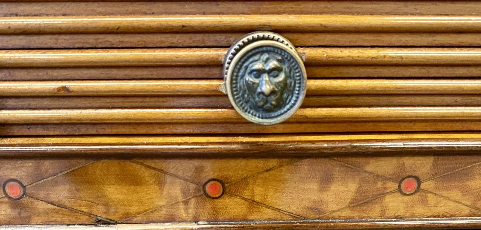 Fine George III Satinwood Ladies Desk photo vinterior