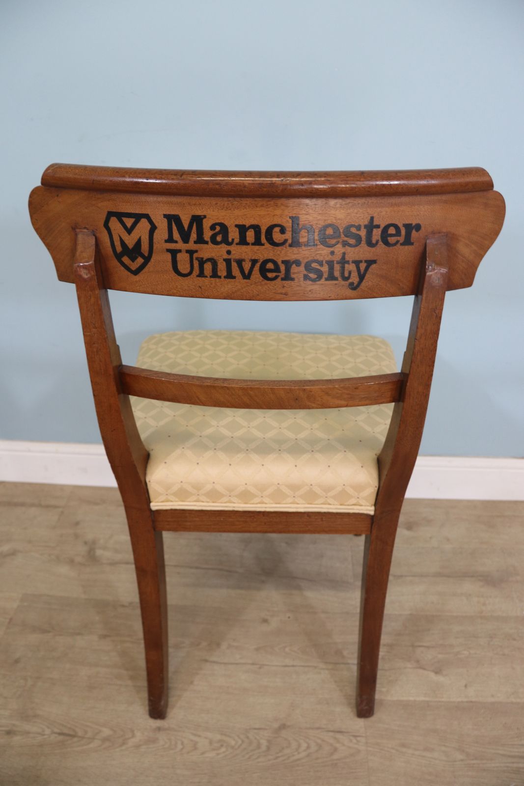 Manchester University. A Lovely Victorian Mahogany Bar Back Dining Chair photo 145.0