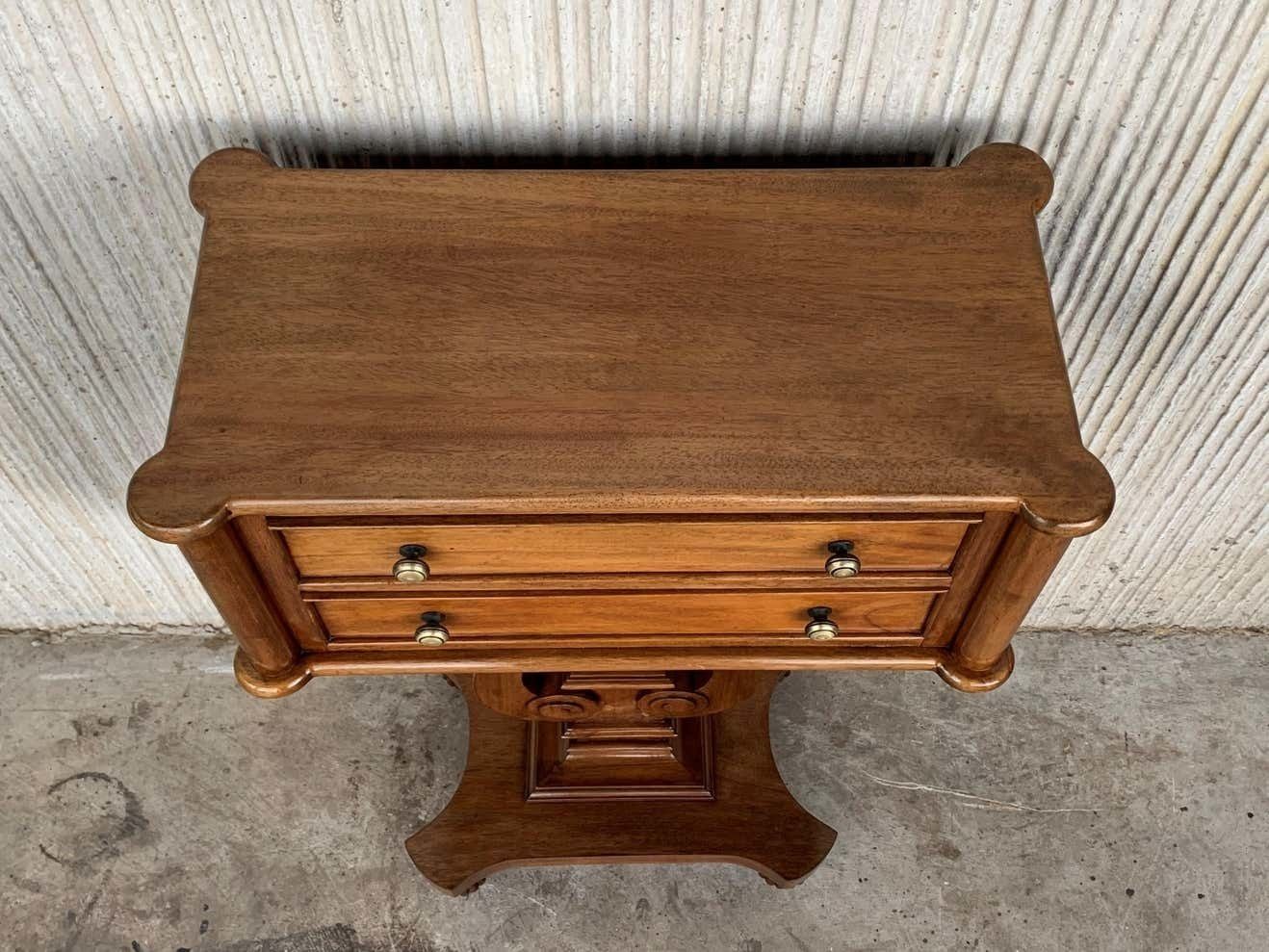 Table d'appoint de style Régence, à deux tiroirs et pieds en harpe, France, d'époque photo vintage