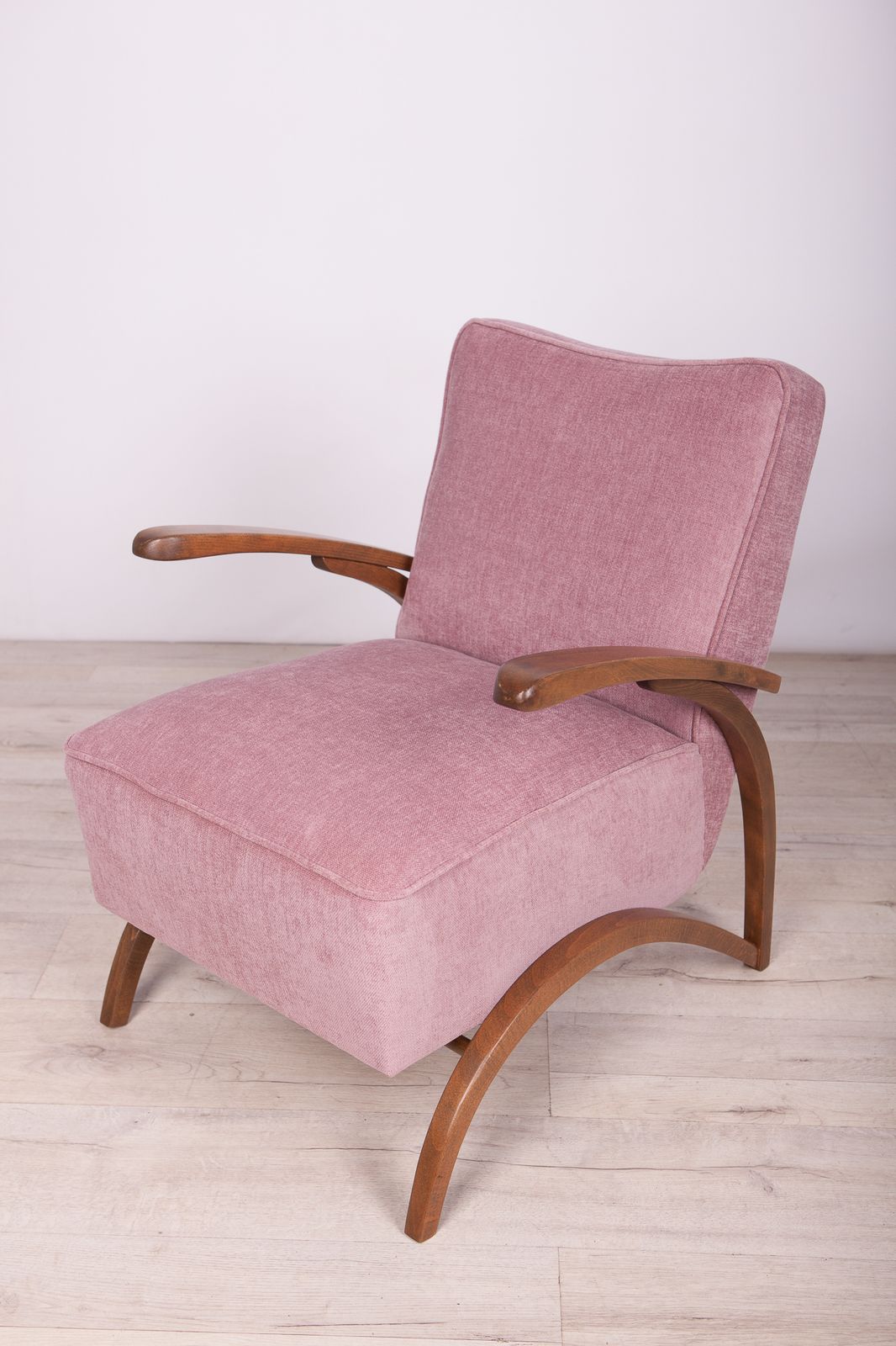 photo vintage Armchairs By Jindřich Halabala For Up Závody, 1920s, Set Of 2