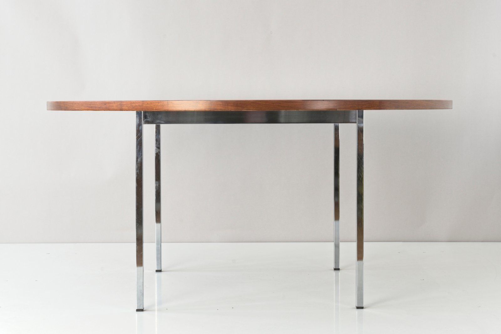 7206.0 Swiss Round Conference Table By Florence Knoll Bassett For Knoll Inc. / Knoll International, 1960s photo