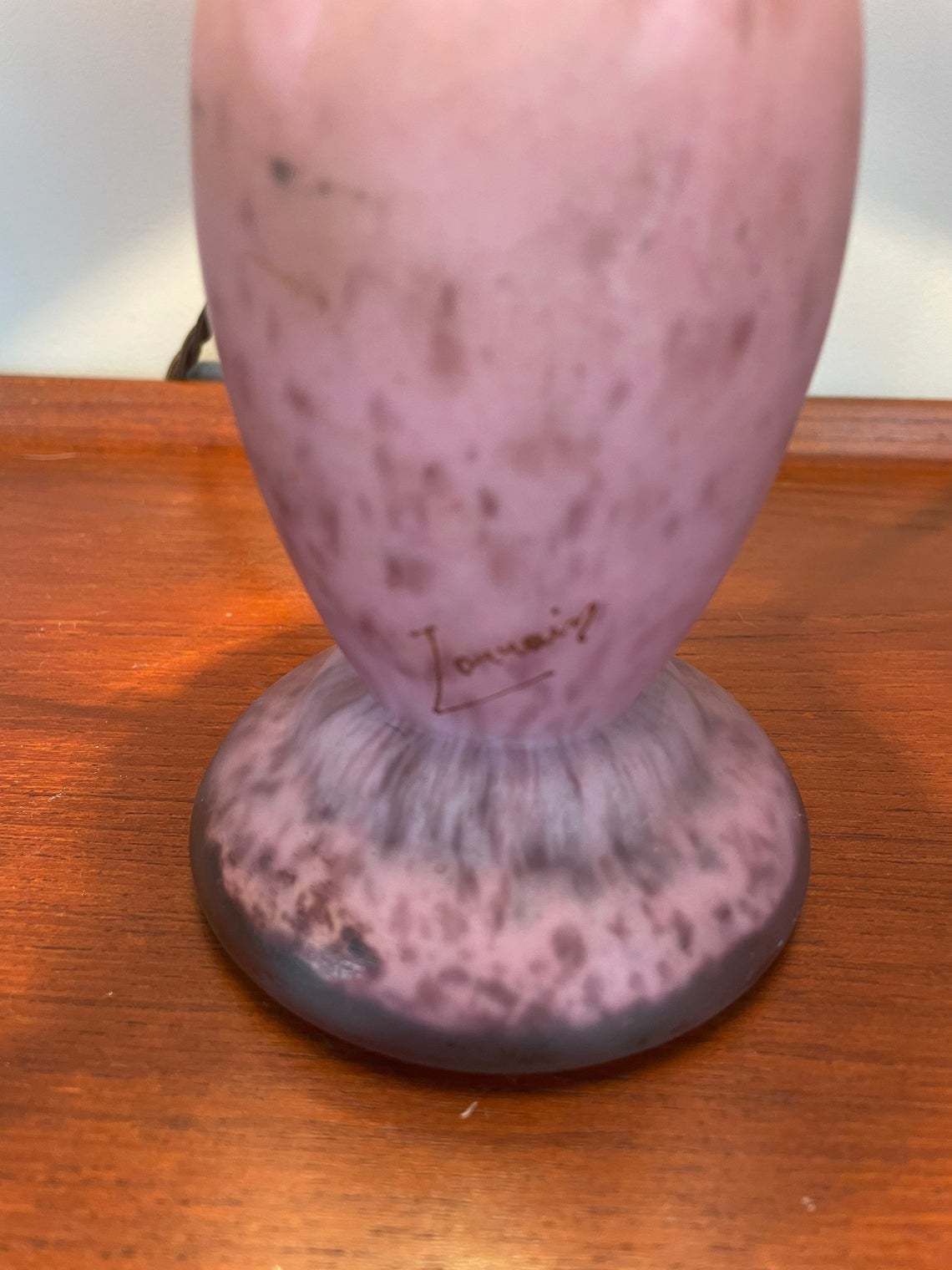 photo furniture Daun For Lorraine Mushroom Lamp Very Rare 1920s Art Deco French Pink / Light /Art