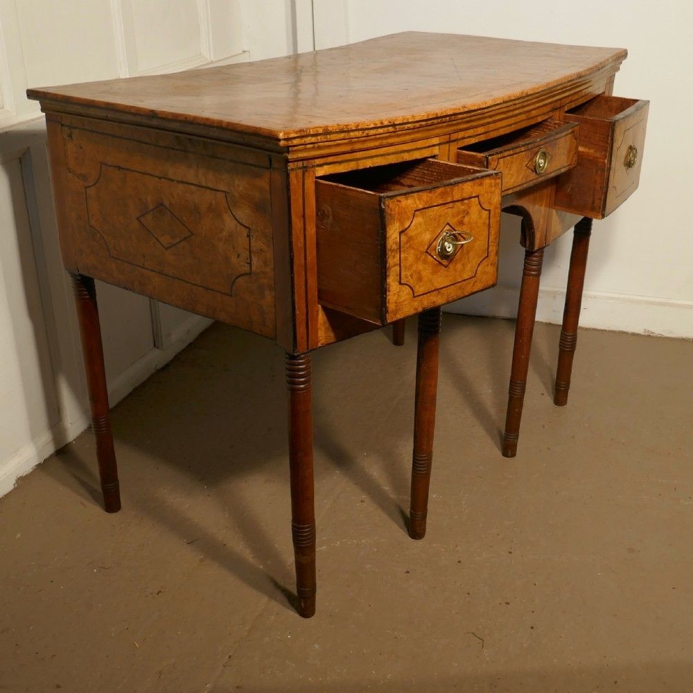 photo furniture 18th Century Georgian Bow Front Inlaid Burr Elm Dresser