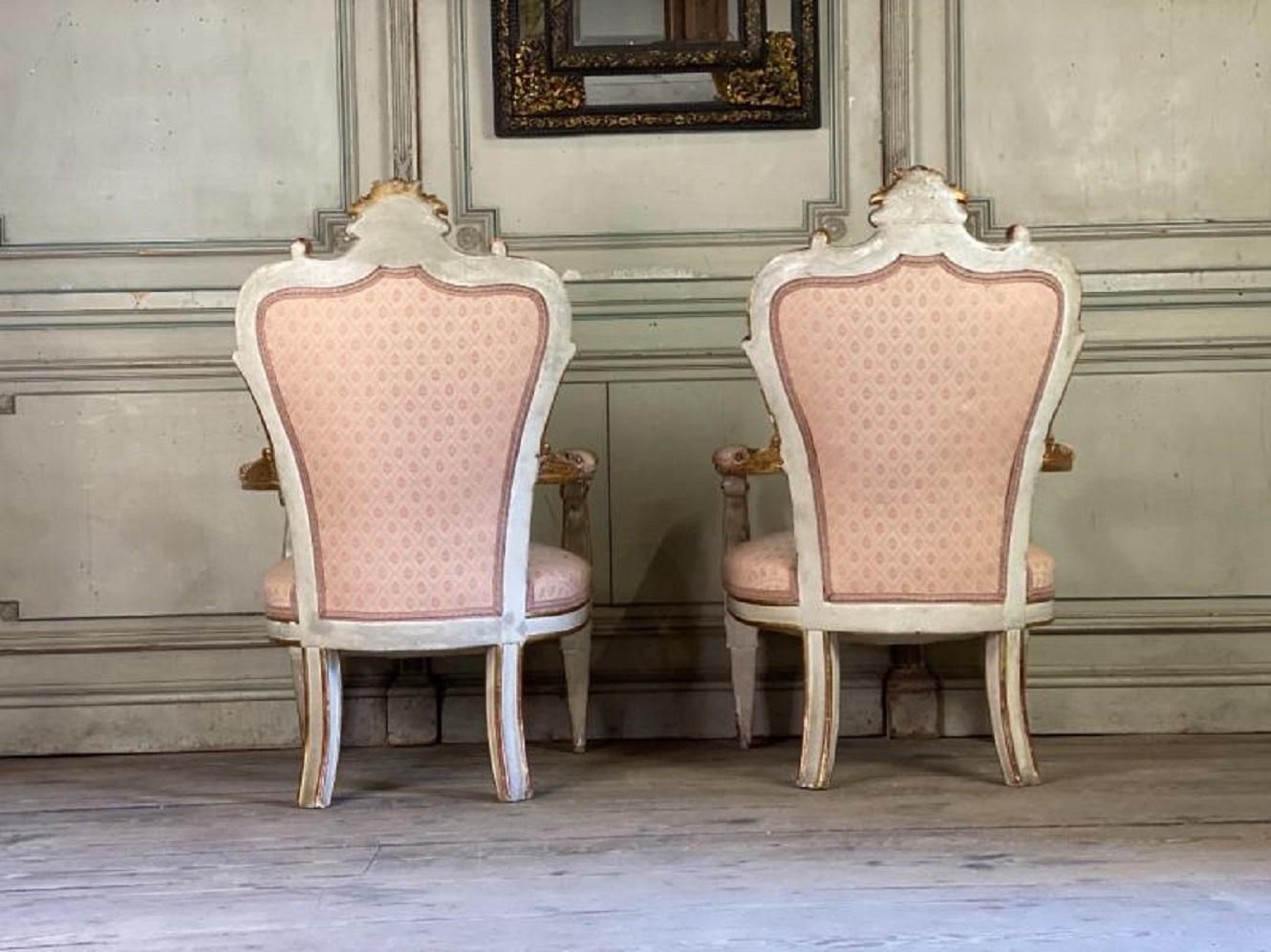 Pair Of Italian Armchairs In Sculpted Giltwood photo Furniture