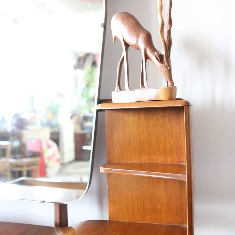 Dressing Table, 1950s photo vinterior