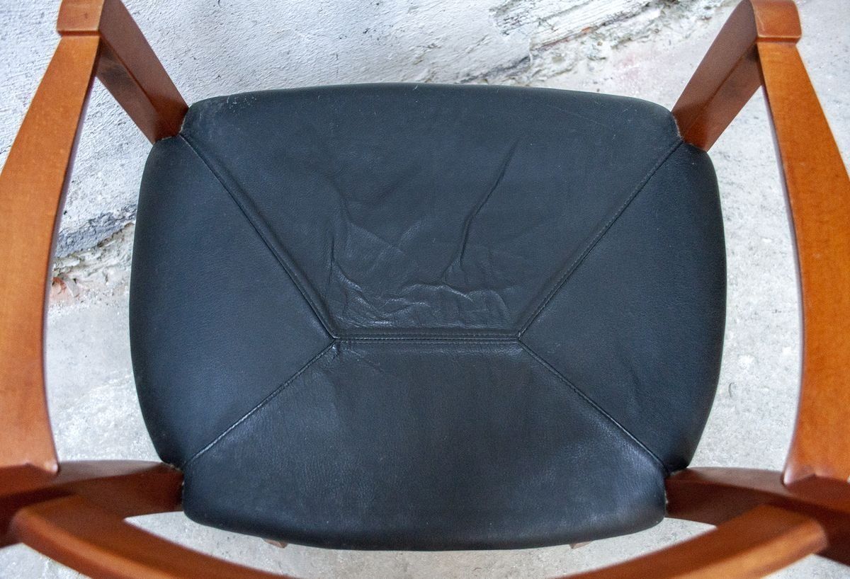 Marocca Model Chairs In Beech And Leather By Vico Magistretti For De Padova, Italy, 1987, Set Of 2 photo vinterior