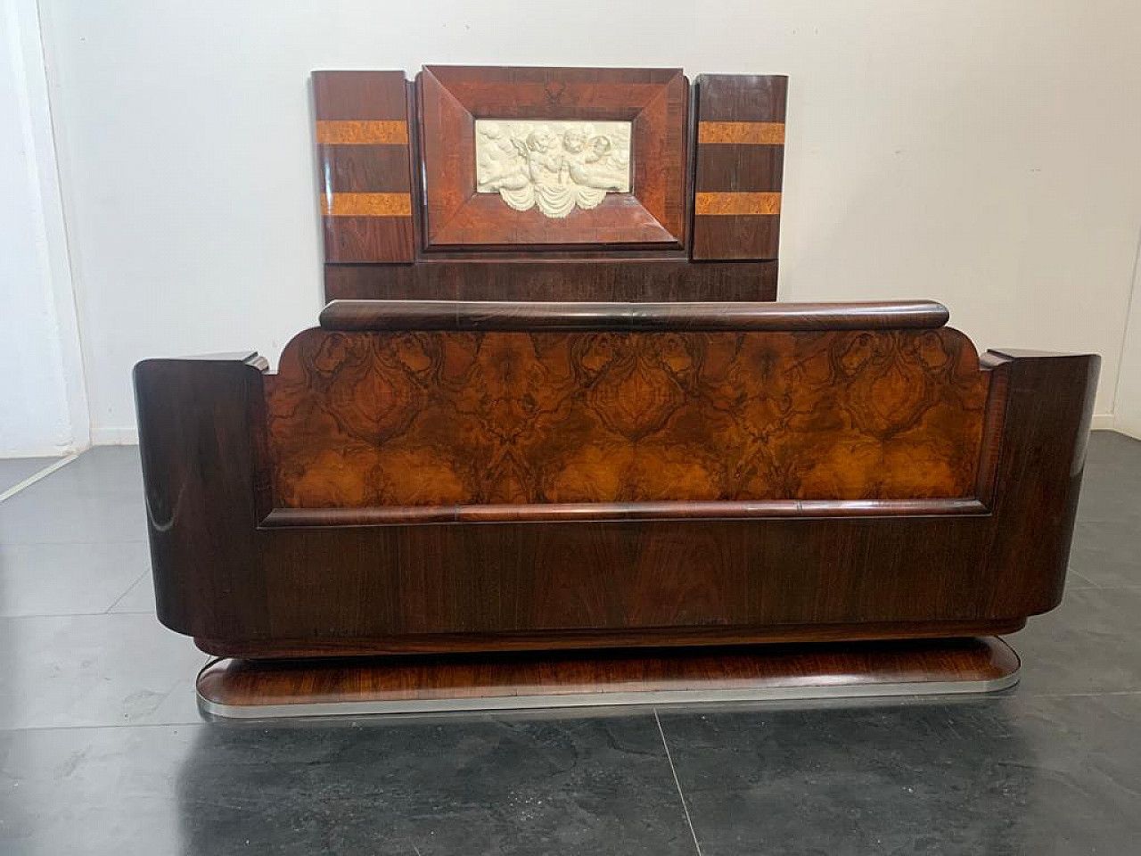 Bed And Bedside Tables In Rosewood, Walnut And Carved Cherubs, 20s photo buy
