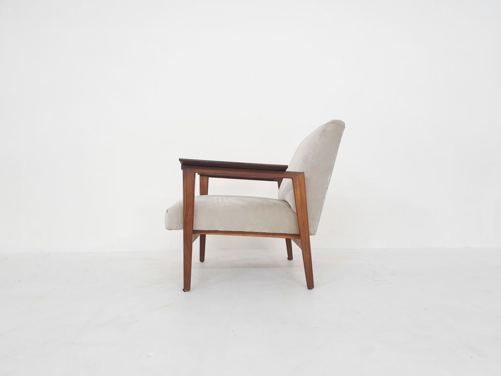 Scandinavisch Modern Teakhouten Fauteuil Met Nieuwe Beige Bekleding, Ca. Jaren 1960 photo furniture
