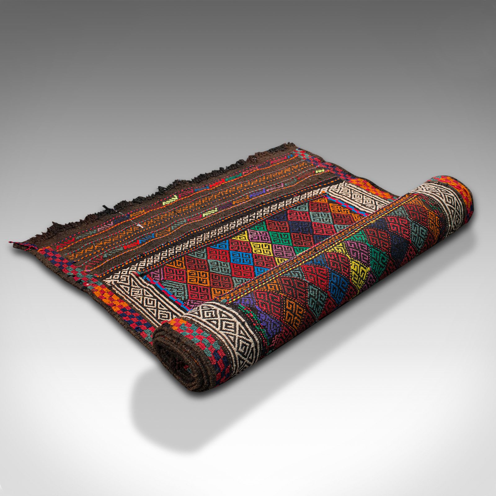 495.0 Vintage Suzani Kilim Runner, Middle Eastern, Hallway, Entrance Hall, Rug, Carpet photo