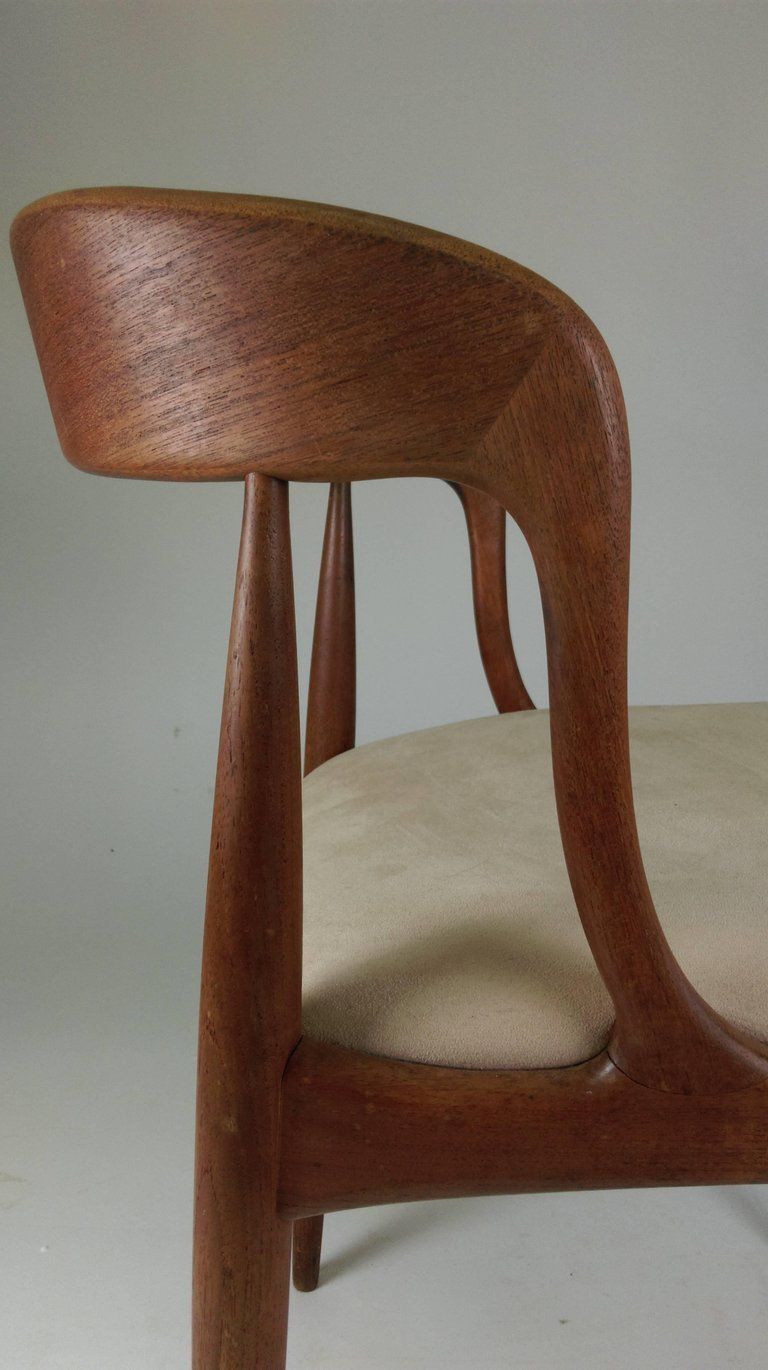 photo furniture 1960s Set Of Two Danish Johannes Andersen Model 16 Side Chairs In Teak