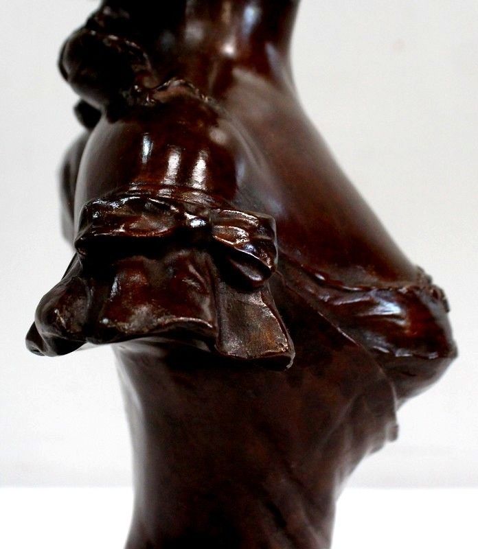 photo buy Bronze "Woman With A Hat", By Meslais, Early 20th Century