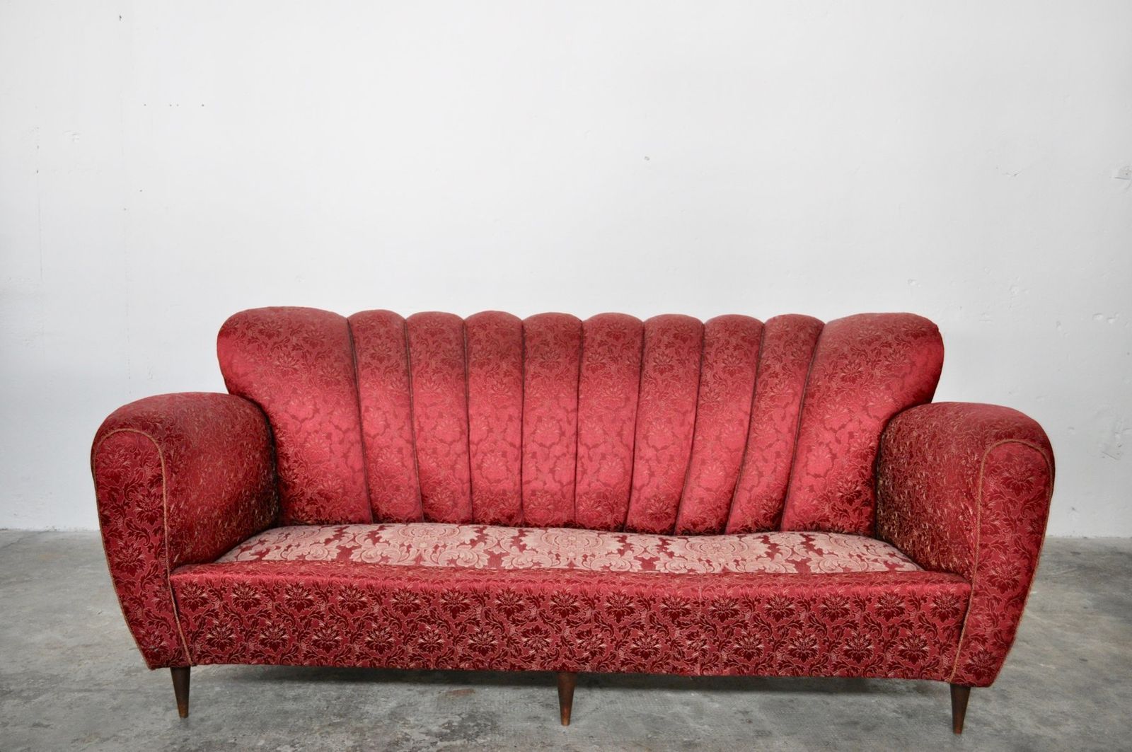 Mid Century Italian Red And Gold Three Seater Sofa By Paolo Buffa, 1950s photo Furniture