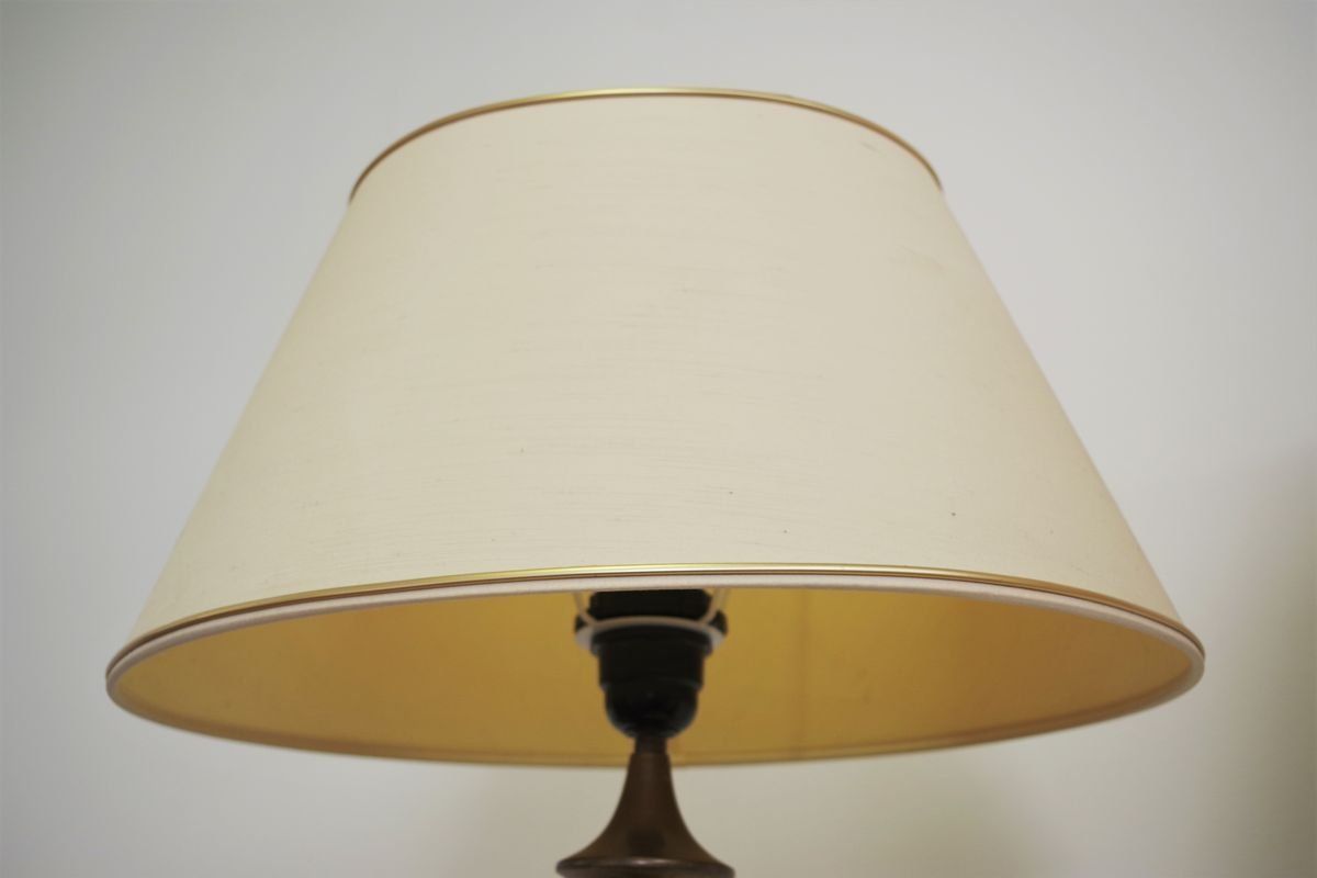 Lampade In Mogano, Brass & Cotton Hats Di Abat Jour, Anni '50, Set Di 2 photo 635.0