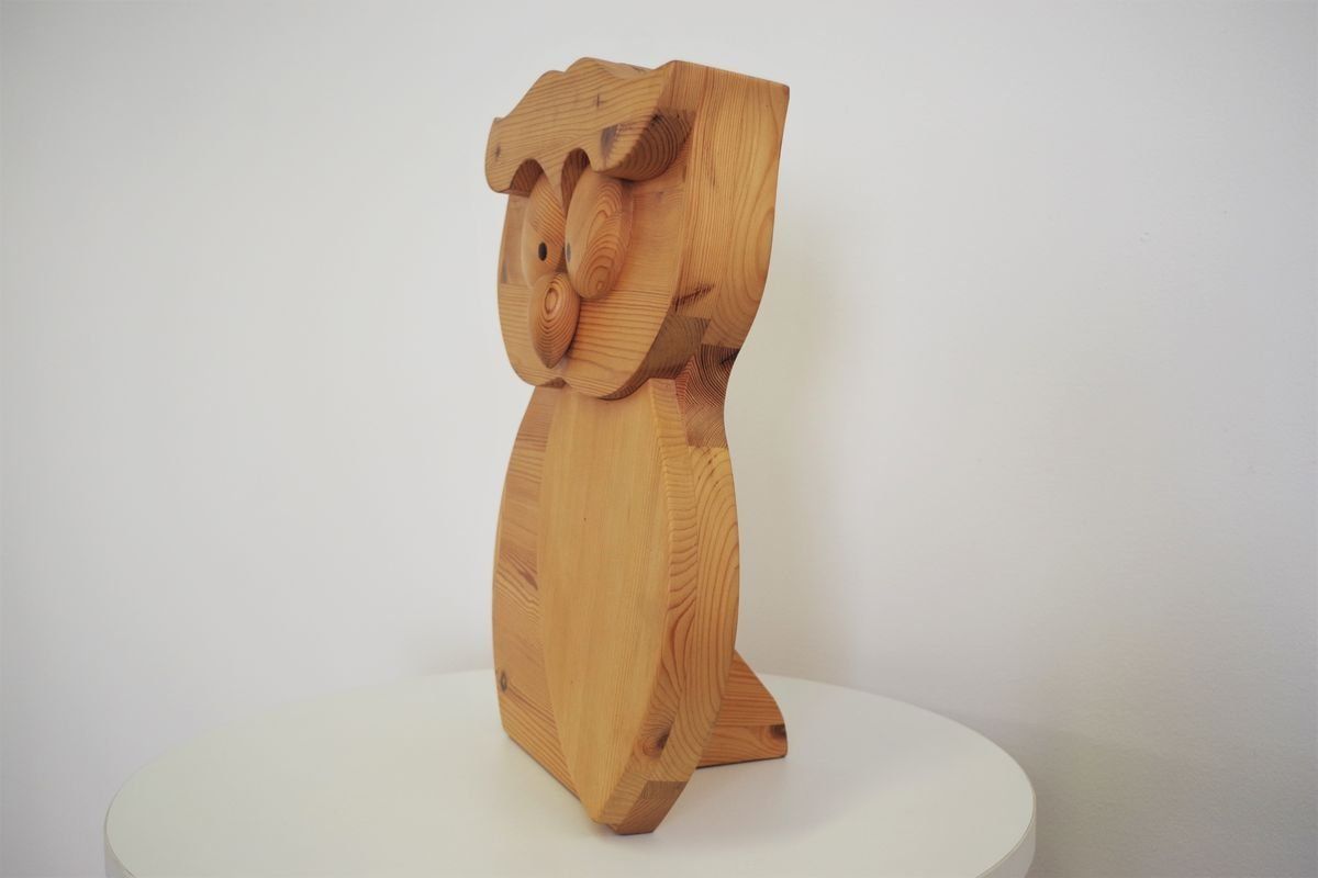Carved Wooden Owl, 1980s photo 560.0