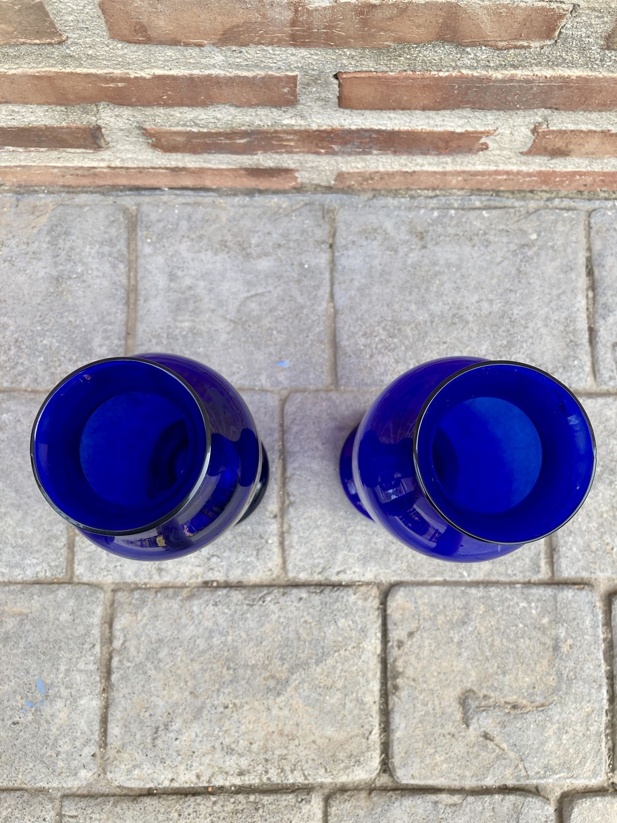 Colorful Pair Of Cobalt Blue Vintage Italian Murano Glass Vases photo vinterior