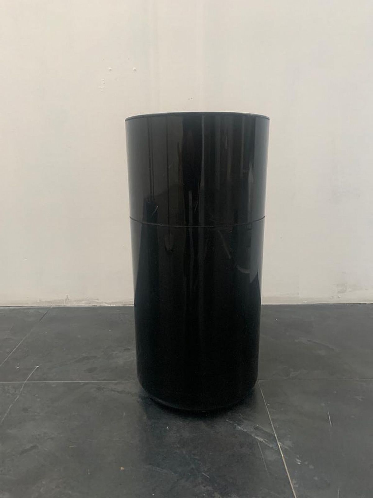 Belvedere Umbrella Holder In Plastic By Jean René Talopp, 70s photo for sale
