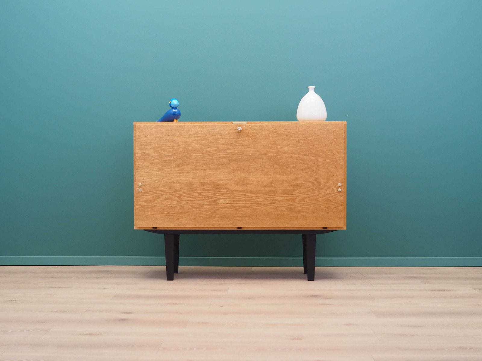 Dressoir Met Essenfineer, Deens Design, Jaren 1970, Productie: Denemarken photo furniture