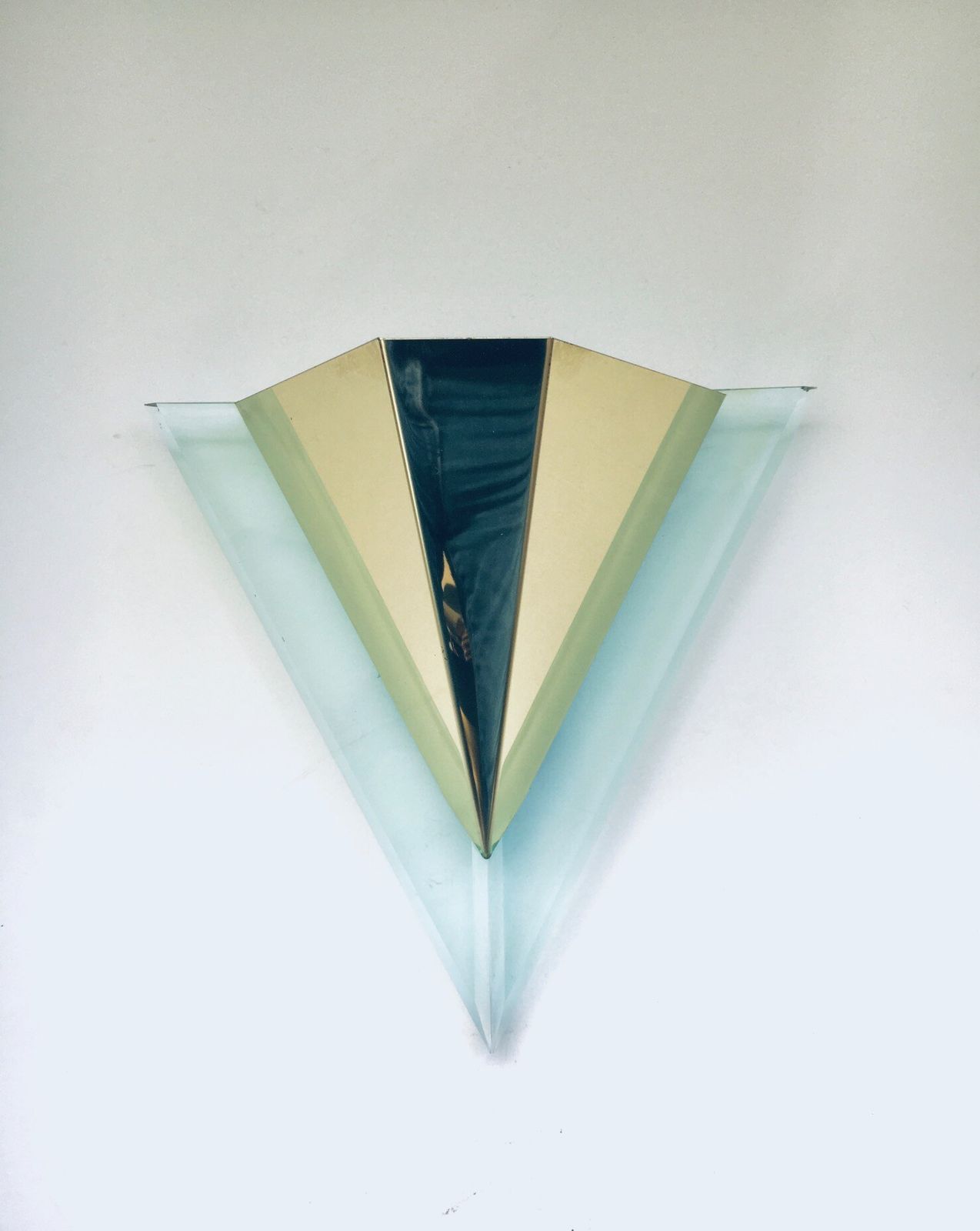 Postmodern Design Driehoekige Wandlamp Van Landia, Duitsland, Jaren 1990 photo vinterior