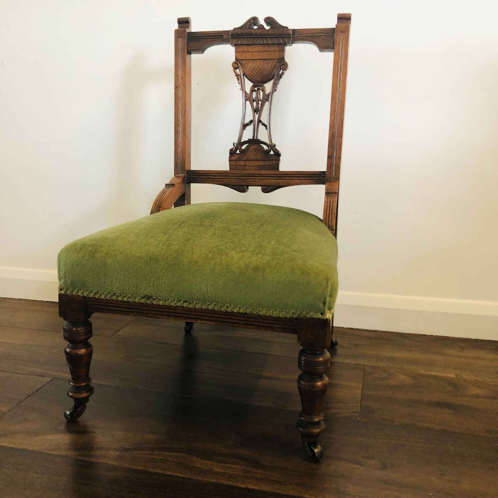 Furniture Antique 19th Century, Aesthetics Movement Bedroom Chair photo