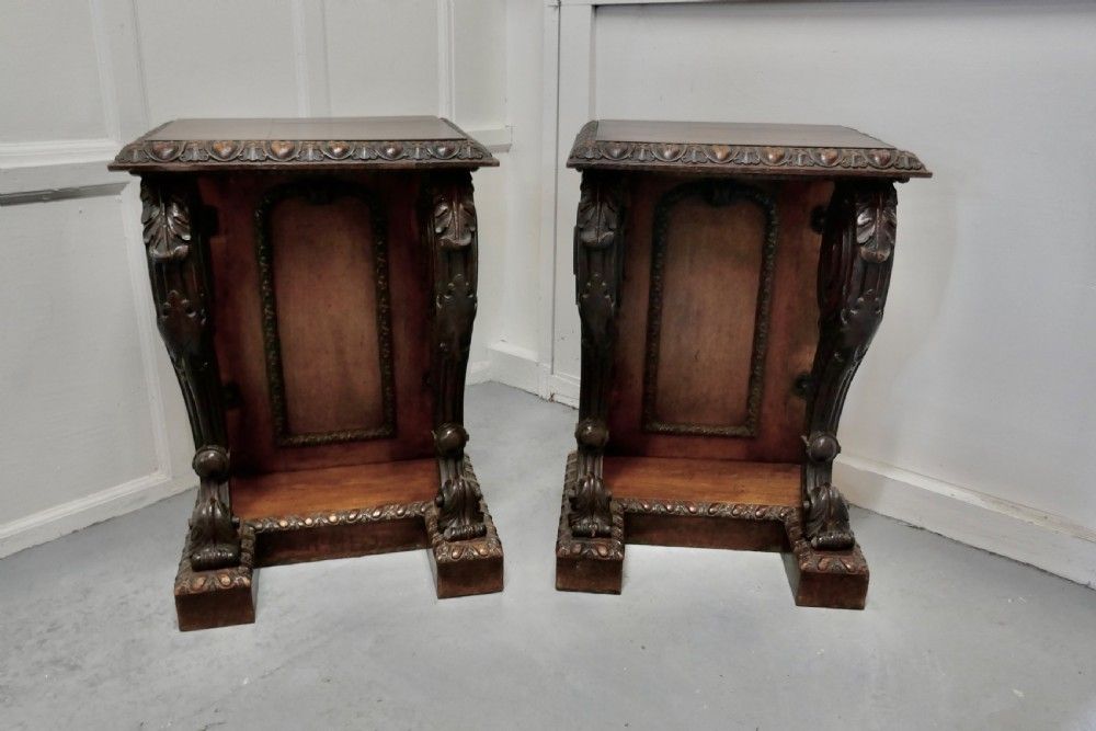 A Pair Of 19th Century Art Nouveau Gothic Carved Oak Console Pedestals