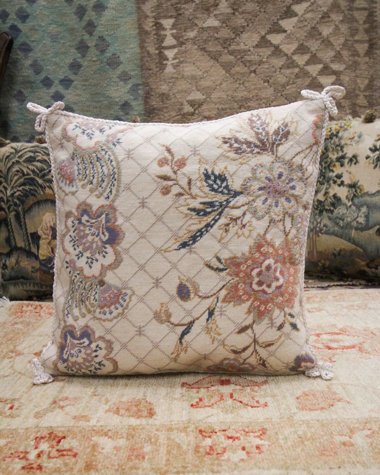 Pair Of Handmade Paisley Needlepoint Cushion Covers Scatter Pillows Case photo 250.0