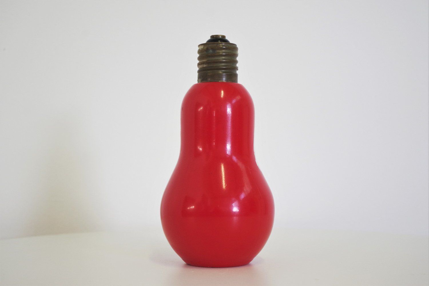 photo furniture Light Bulb Shaped Bottle By Due Moretti Cremacaffè, 1970s