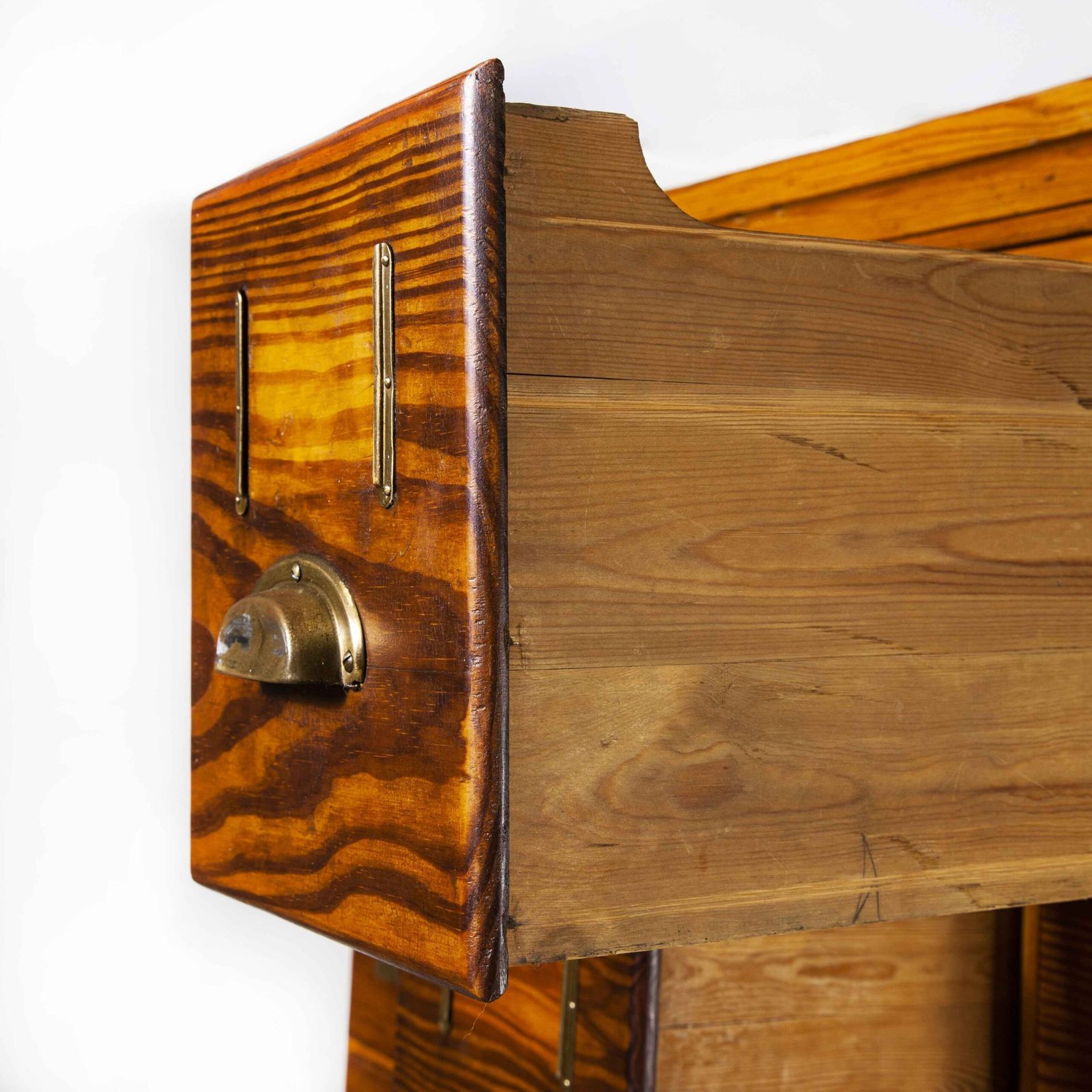 photo vinterior 1940s Tall Chest Of Drawers – Bank Of Drawers – Twenty Eight Drawers