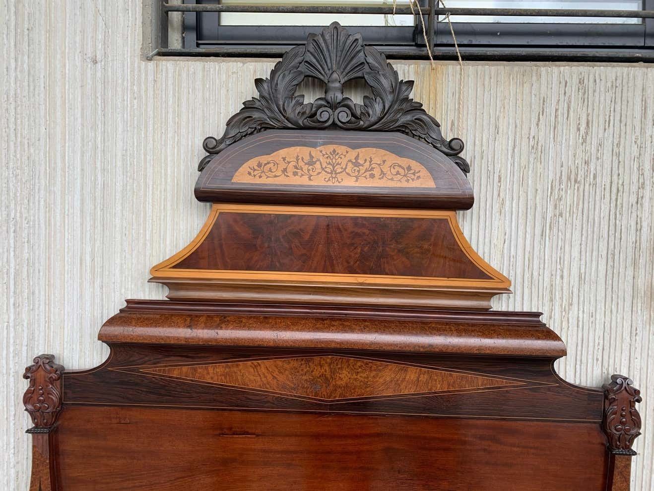 Italian Antique Victorian Carved Walnut Highback Full Bed Lincoln Style photo vintage
