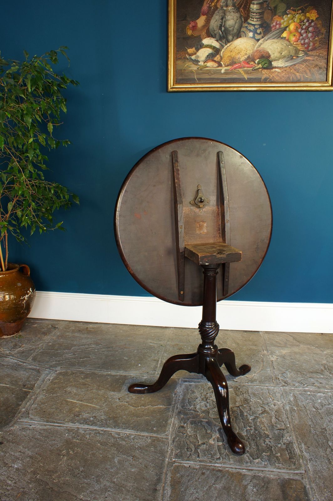 18th Century Mahogany Tripod Table photo buy