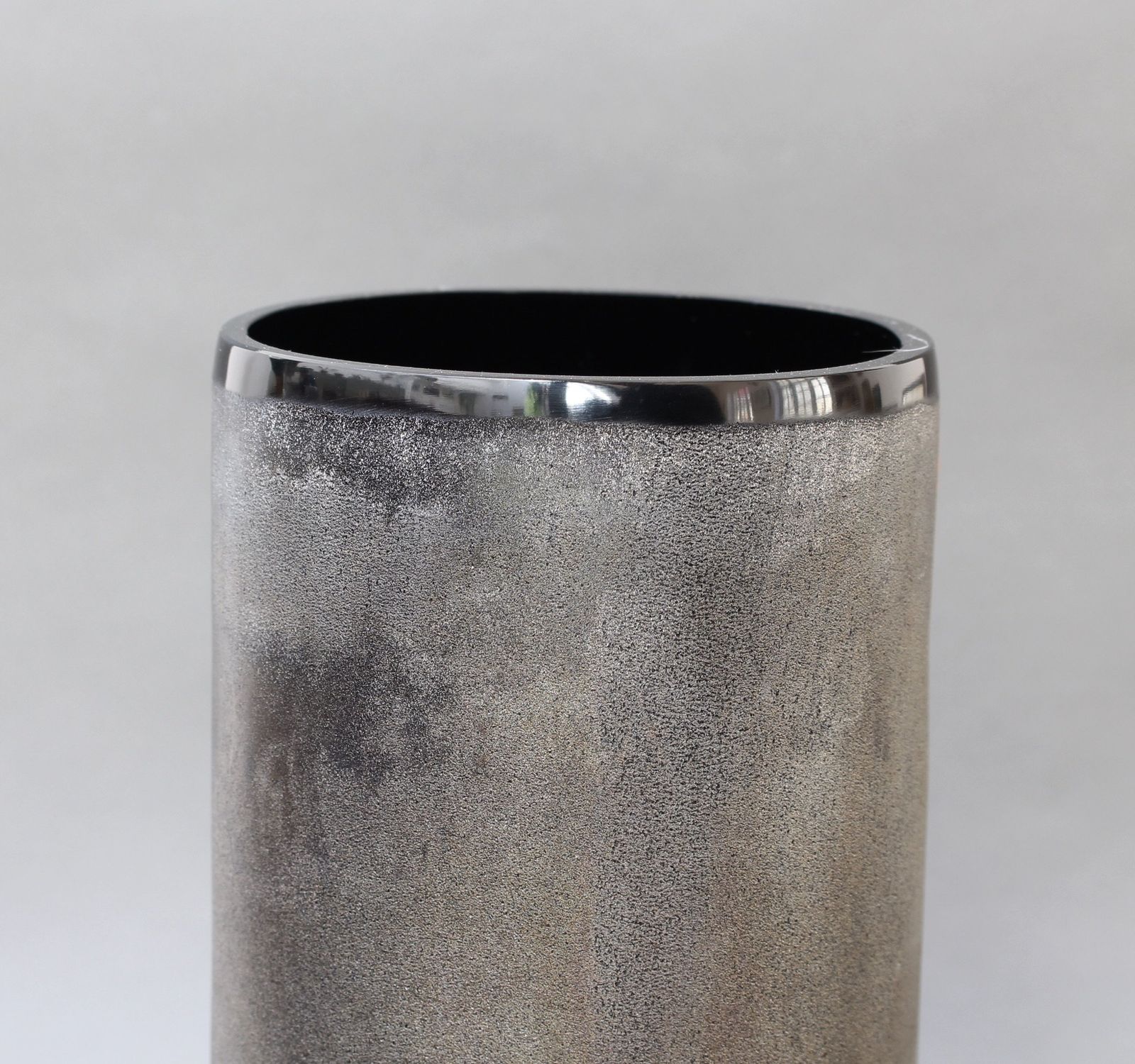 photo vintage Italian Vintage Murano Glass 'Scavo' Vase By Alfredo Barbini III (Circa 1970s)