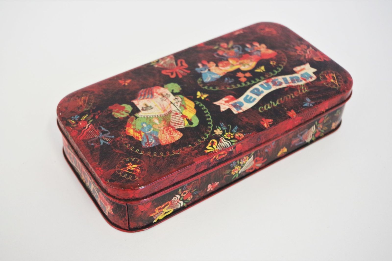 photo buy Vintage Cans, 60s, Set Of 3, Tin