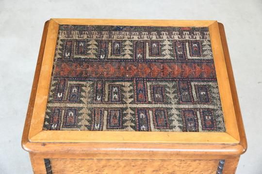 photo furniture Victorian Birds Eye Marble Step Commode.