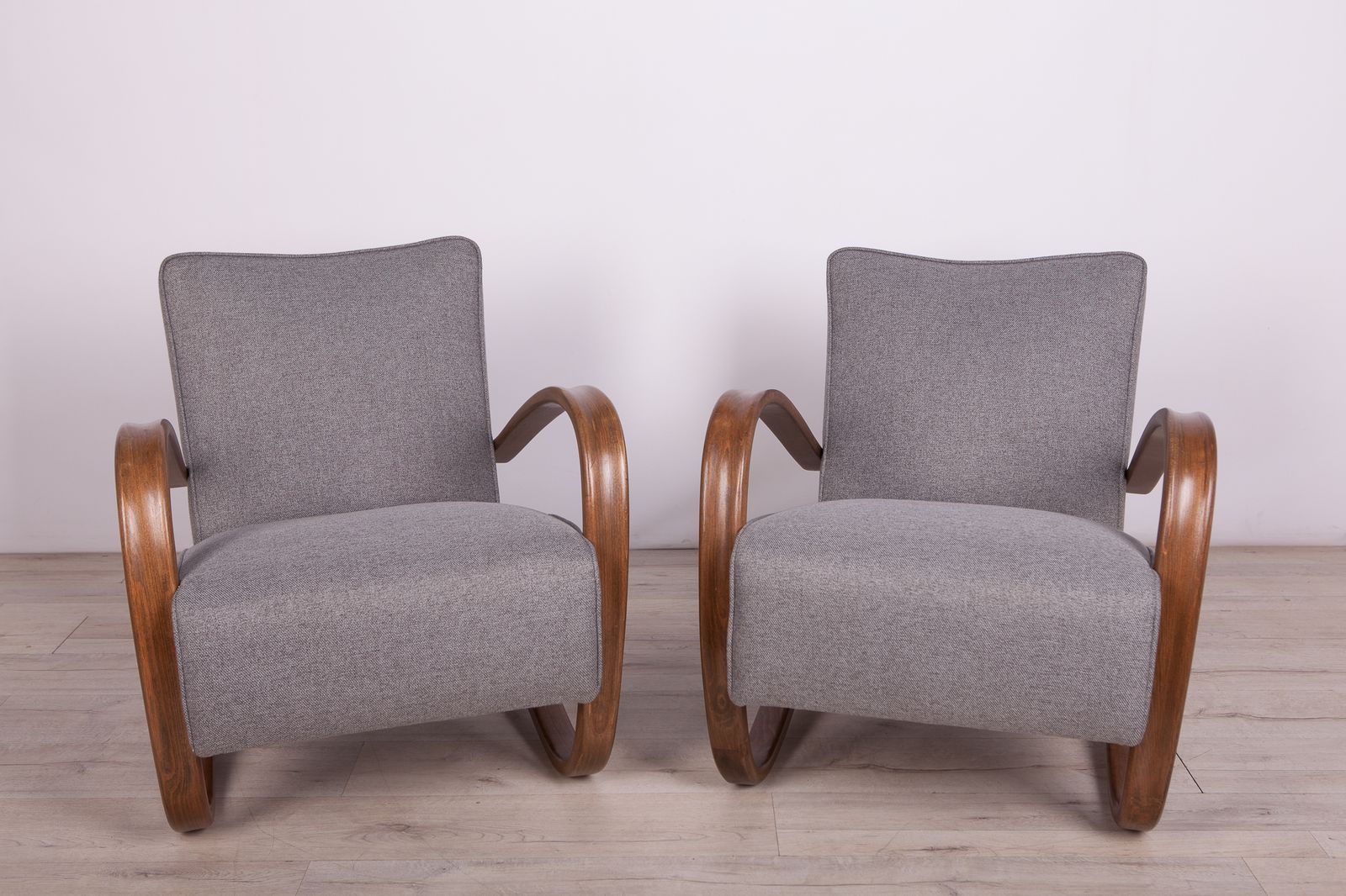 Model H 269 Lounge Chairs By Jindřich Halabala For Up Závody, 1930s, Set Of 2 photo vinterior