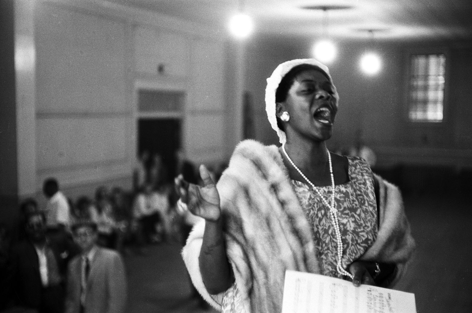' Dinah Washington Sings At A Church Service ' By Michael Ochs