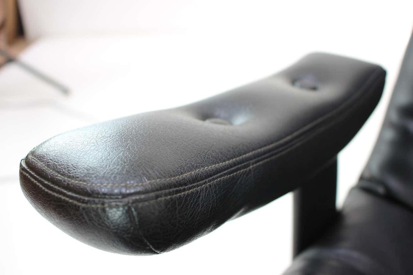 photo buy Mid Century Swivel Chair By Gote Mobler, 1960s