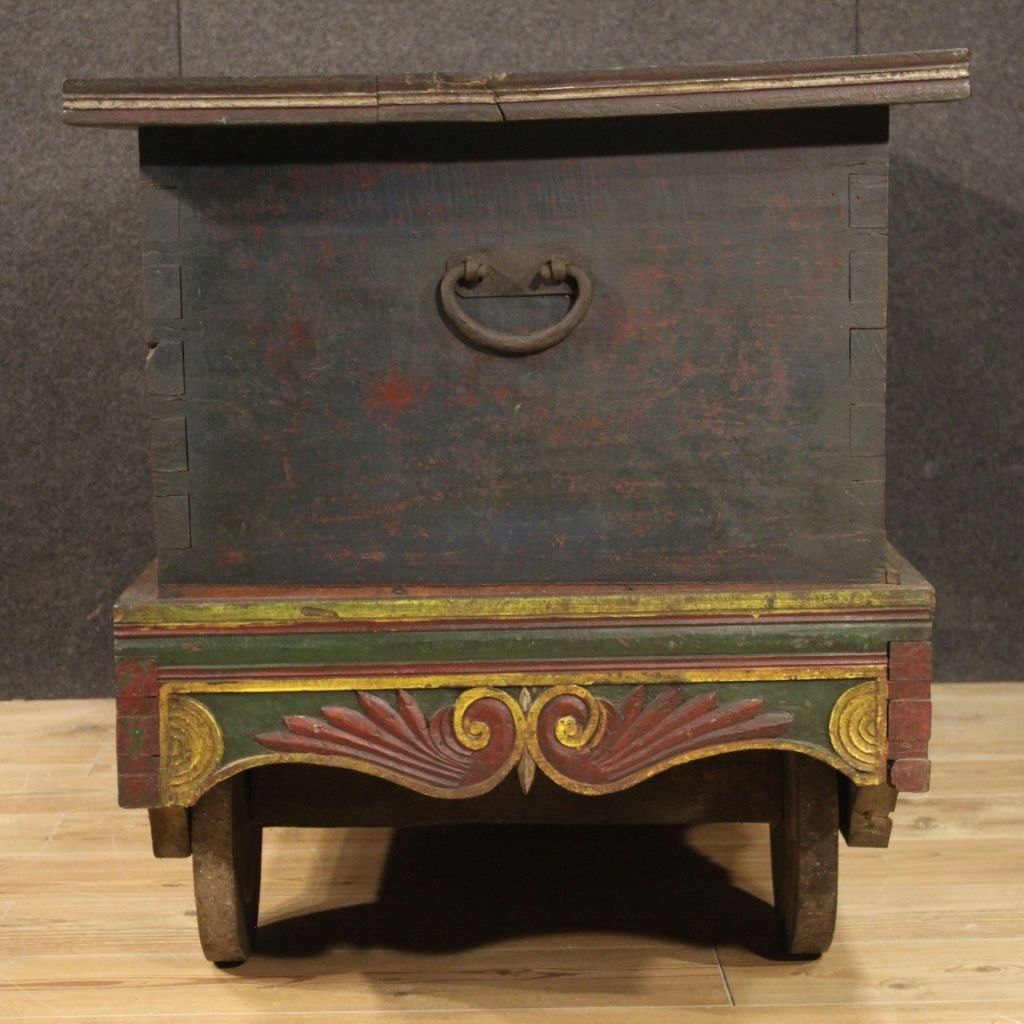 photo furniture Indian Chest In Painted Wood, 1950s